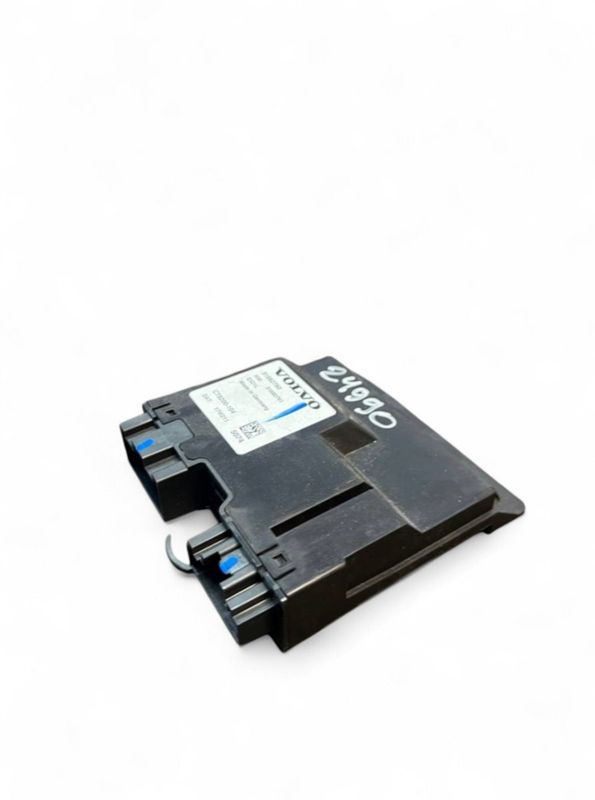 31682760 Bootlid / tailgate control unit VOLVO S90 / V90 (2016-)