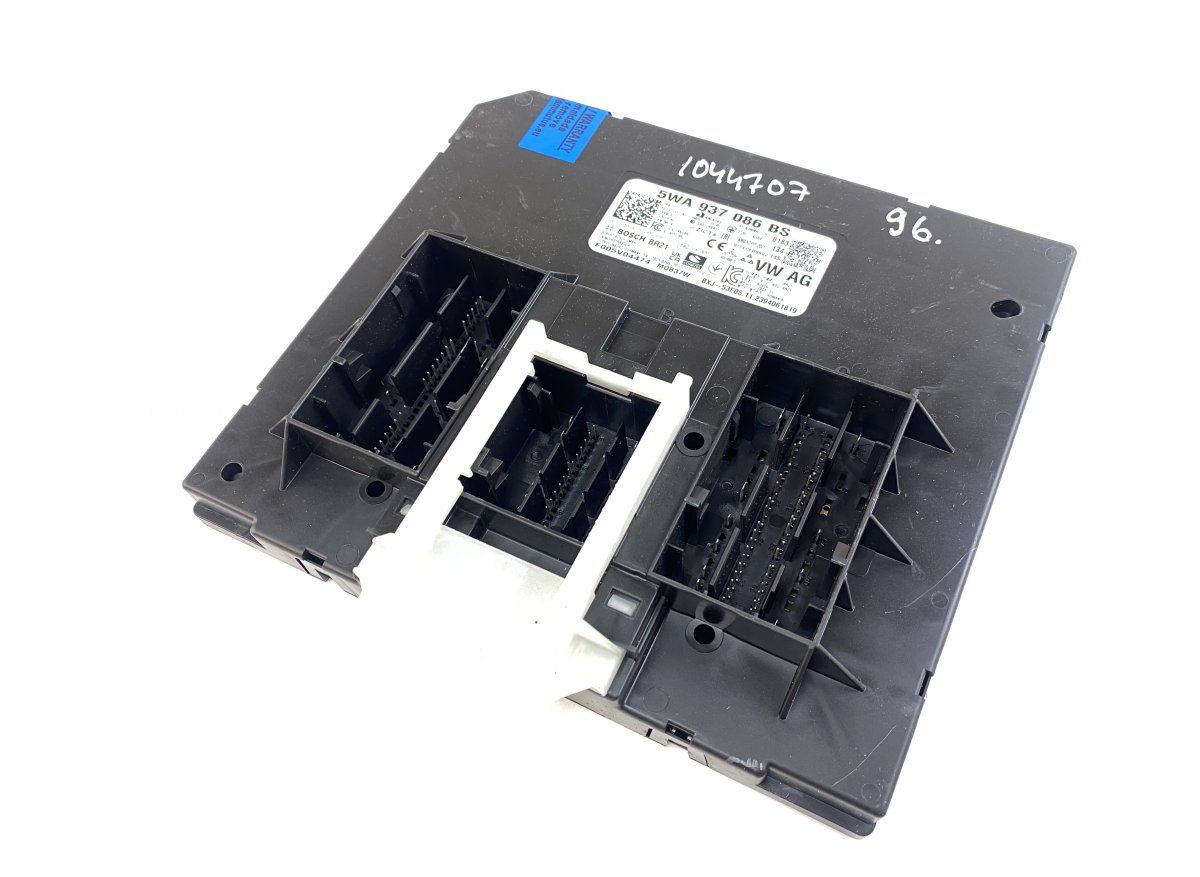F005V04474 Comfort Module (CCM) SKODA OCTAVIA IV (NX, NN) (2019-)