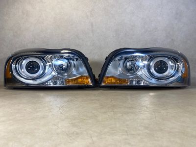 Volvo XC90 GENUINE Xenon Dynamic Headlight lamp SET LH &amp; RH LHD 08-11