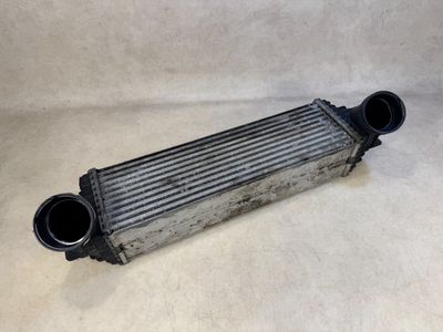 BMW X5 E70 F15 X6 E71 F16 Töltőlevegő-hűtő Radiátor Intercooler 17517809321