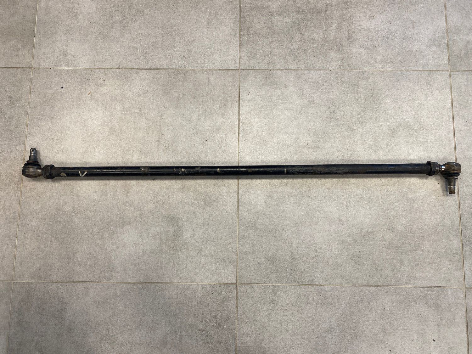 Mercedes G class W463 Genuine Front Axle Steering Rod A4634631115
