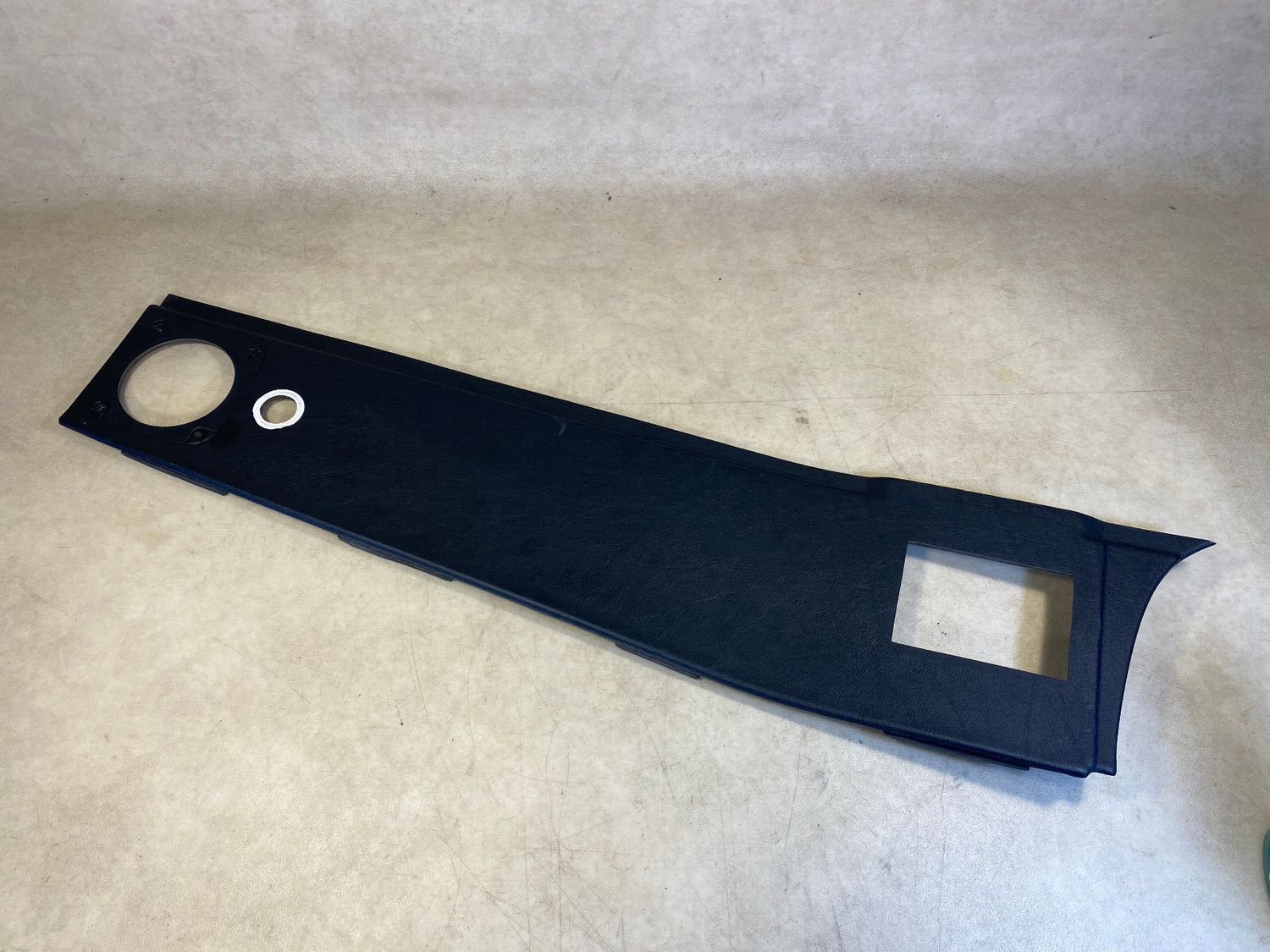 Mercedes G class W463 Rear RH Genuine Trim Cover D-Pillar A4636941025