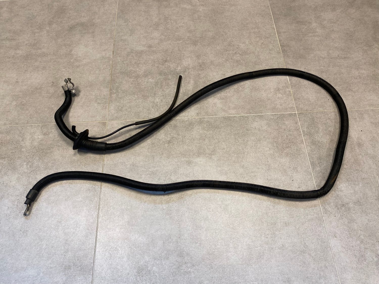 Mercedes G class W463 GENUINE Wiring Harness Battery To Terminal Point A46354023