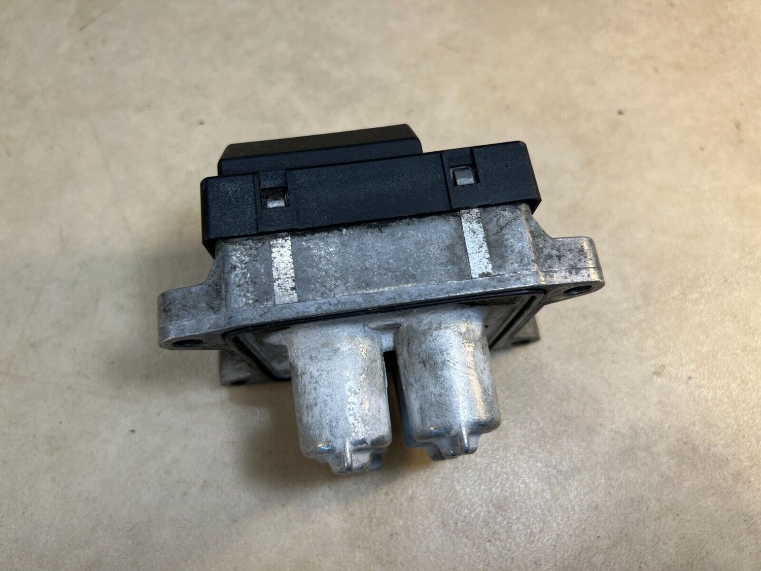 Mercedes G class W463 Genuine Engine Heater Water A0001591104