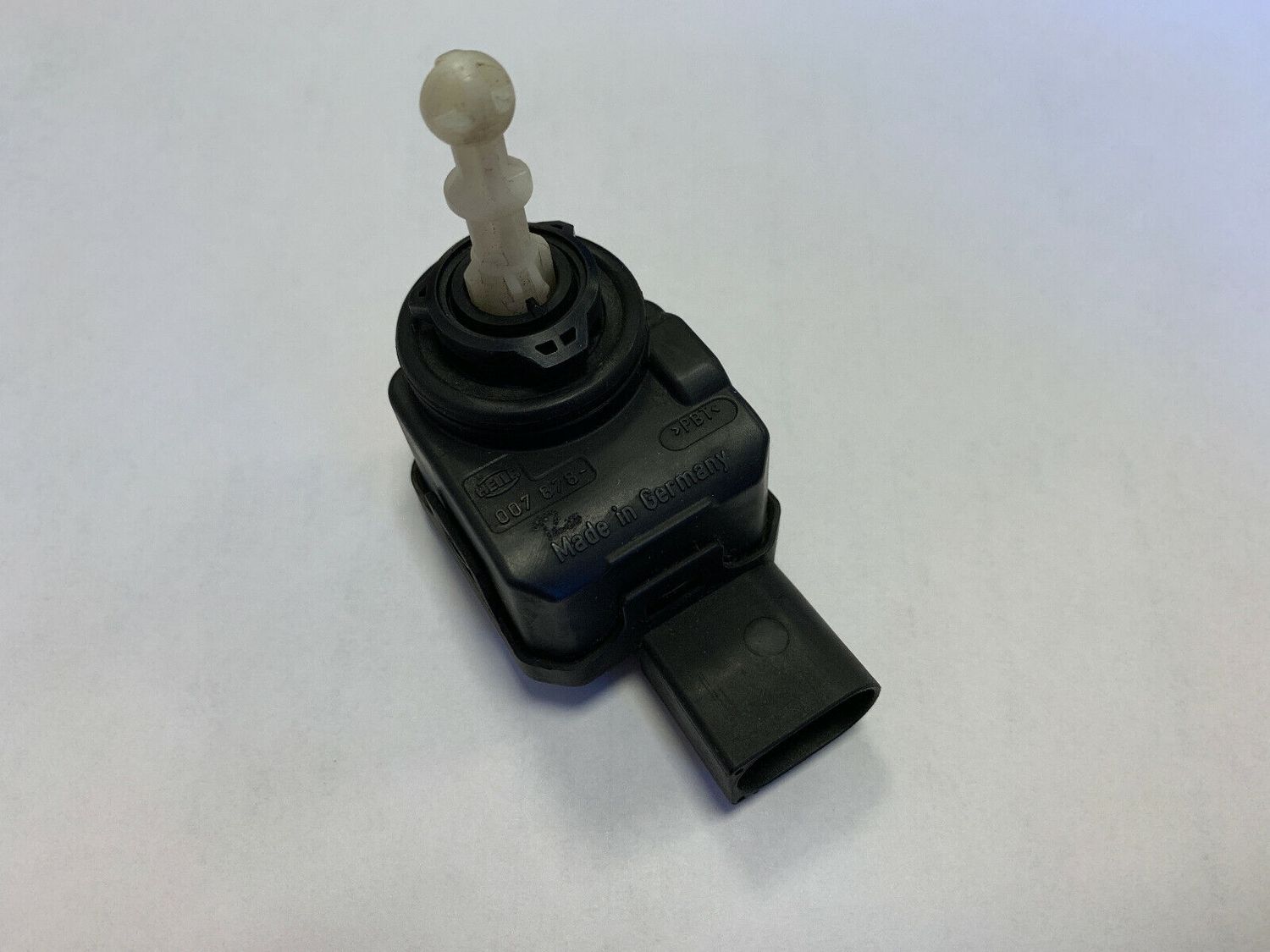 Mercedes E ML W211 W163 W164 Headlight Level Actuator A0008201608