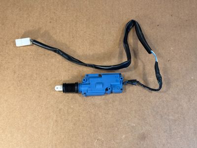 Mercedes G class W463 Door Lock Actuator A0048202542 Not Genuine
