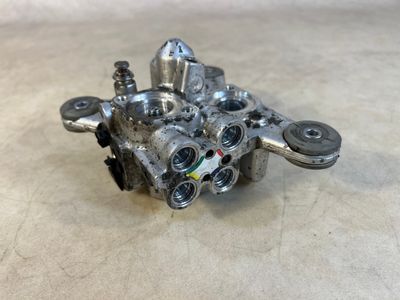Porsche 911 991 GENUINE PDCC Suspension Valve Block 99135907702