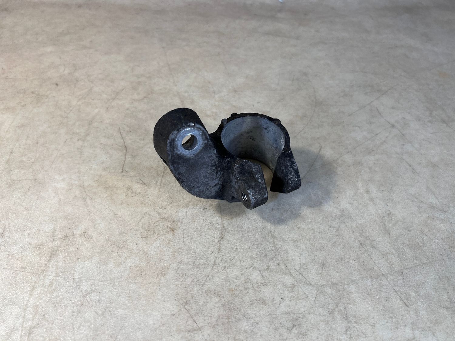 PORSCHE 911 991 Front Left Suspension Strut Bracket 99134308100 GENUINE