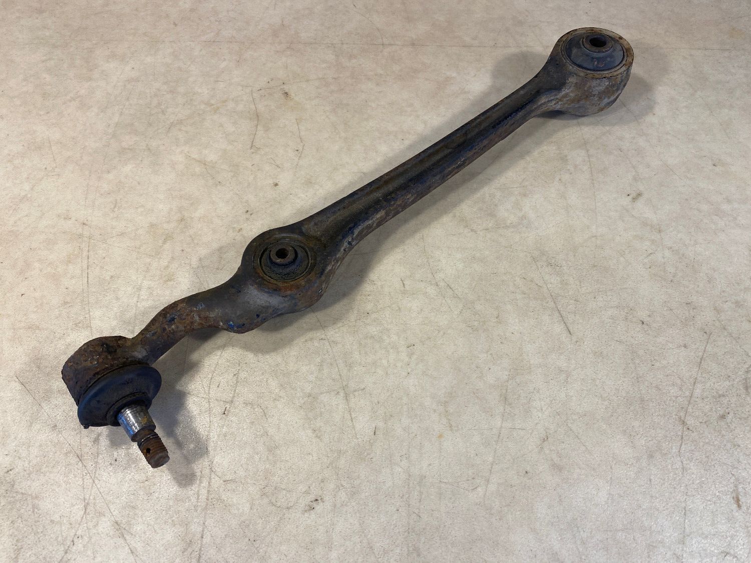 BMW 7 Series E23 Front Right Lower Control Arm Wishbone 1117014