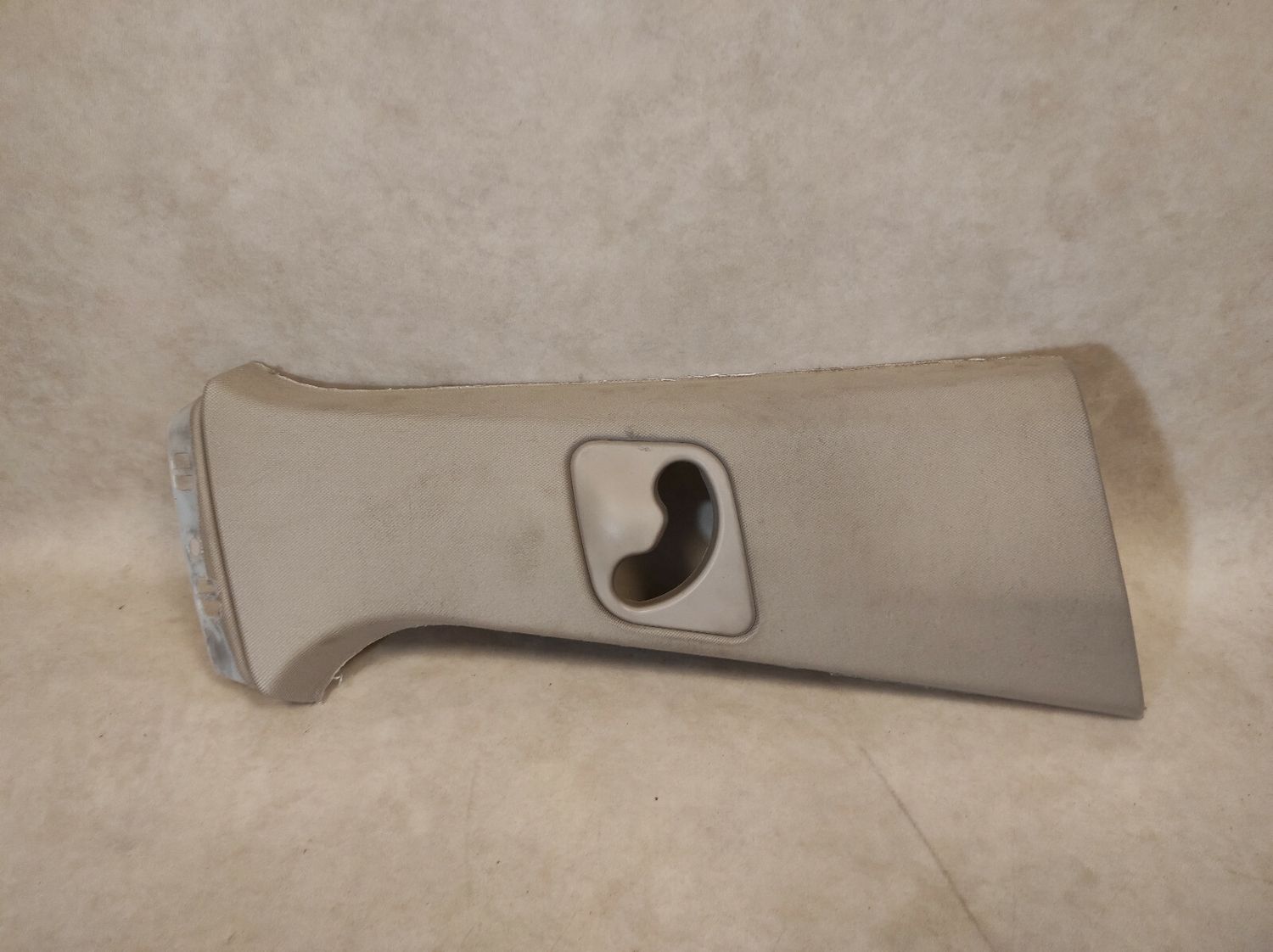 OEM BMW X5 F15 Upper Beige B Pillar Trim Cover Panel Top - RIGHT, 51437342548
