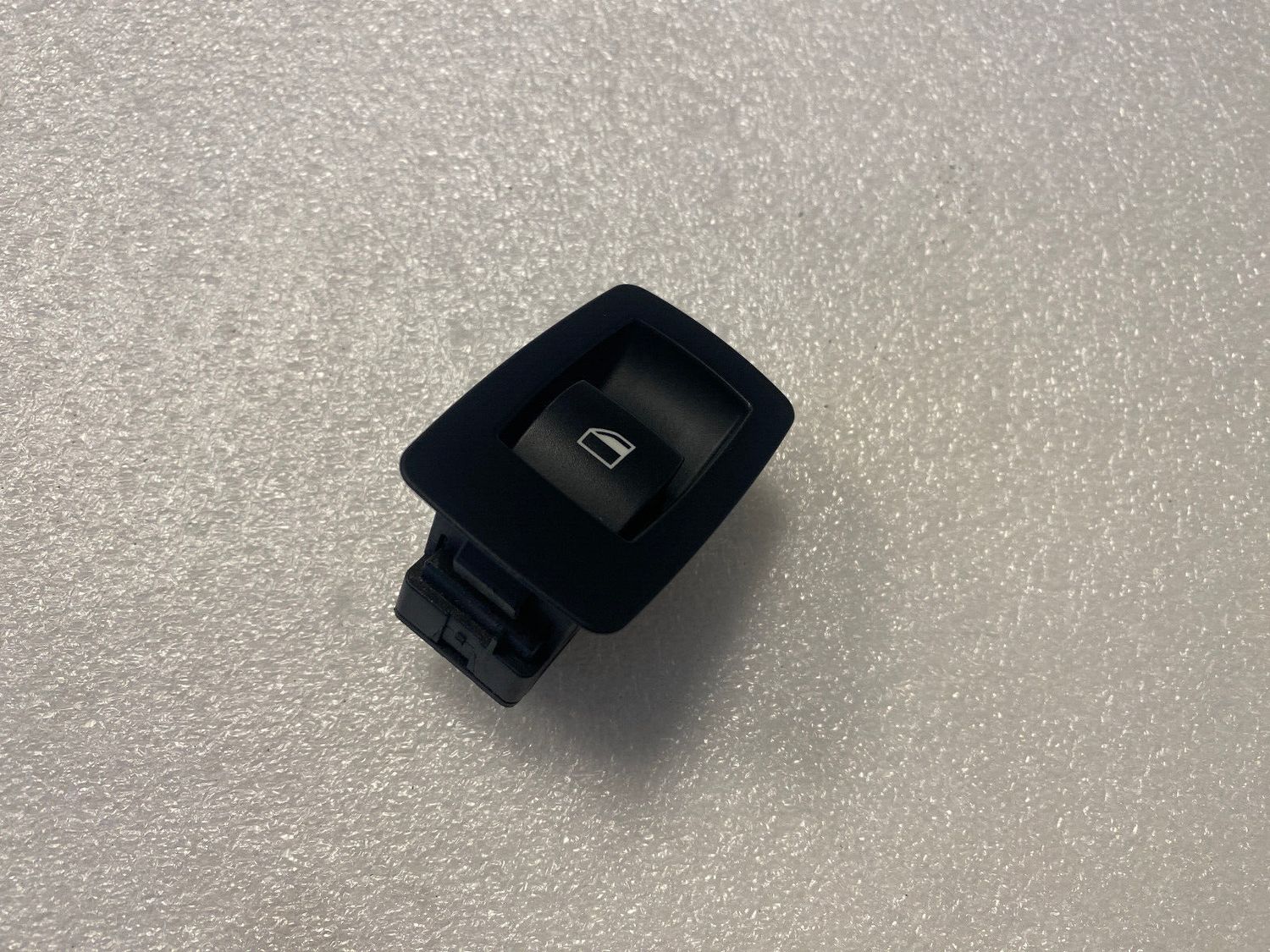 GENUINE Bmw e70 e71 e81 e90 e91 Switch window Liefter button BLACK 61316945874