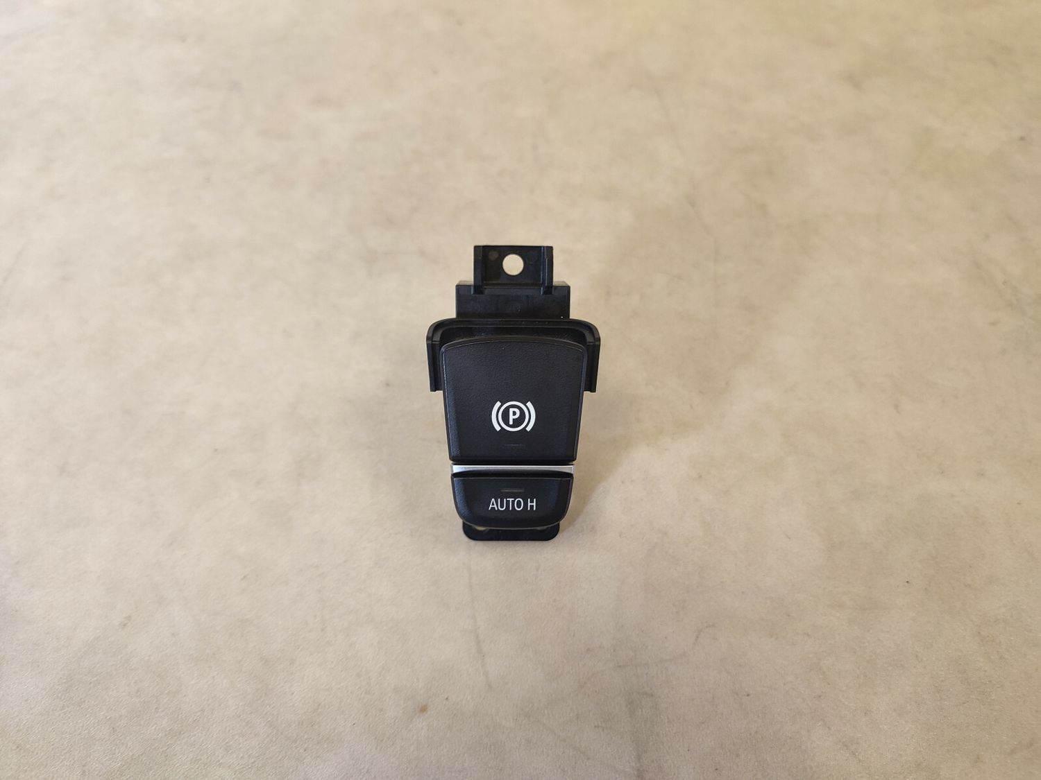BMW F90 M5 G30 G31 G32 G01 G02 X3 X4 Switch Parking Brake/Auto-Hol