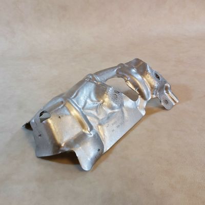 Eredeti BMW f45 f46 f48 f39 MINI f60 11628585808 8585808 8 585 808 Heat Shield