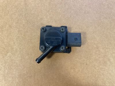 GENUINE BMW X5 E70 X6 E71 Exhaust pressure sensor 13627804862