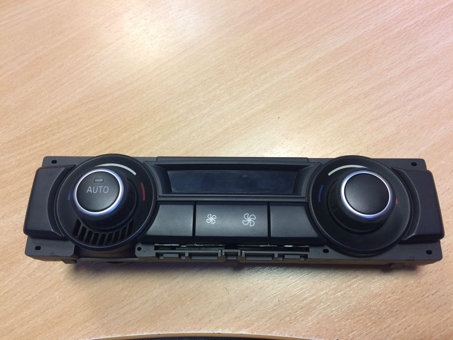 BMW X5 E70 X6 E71 E72 OEM Rear Automatic Climate Control 64119215514