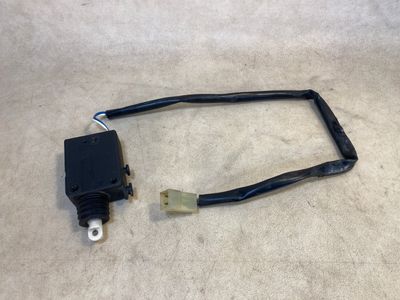 Mercedes G osztály W463 eredeti ajtózár működtető A0048202542