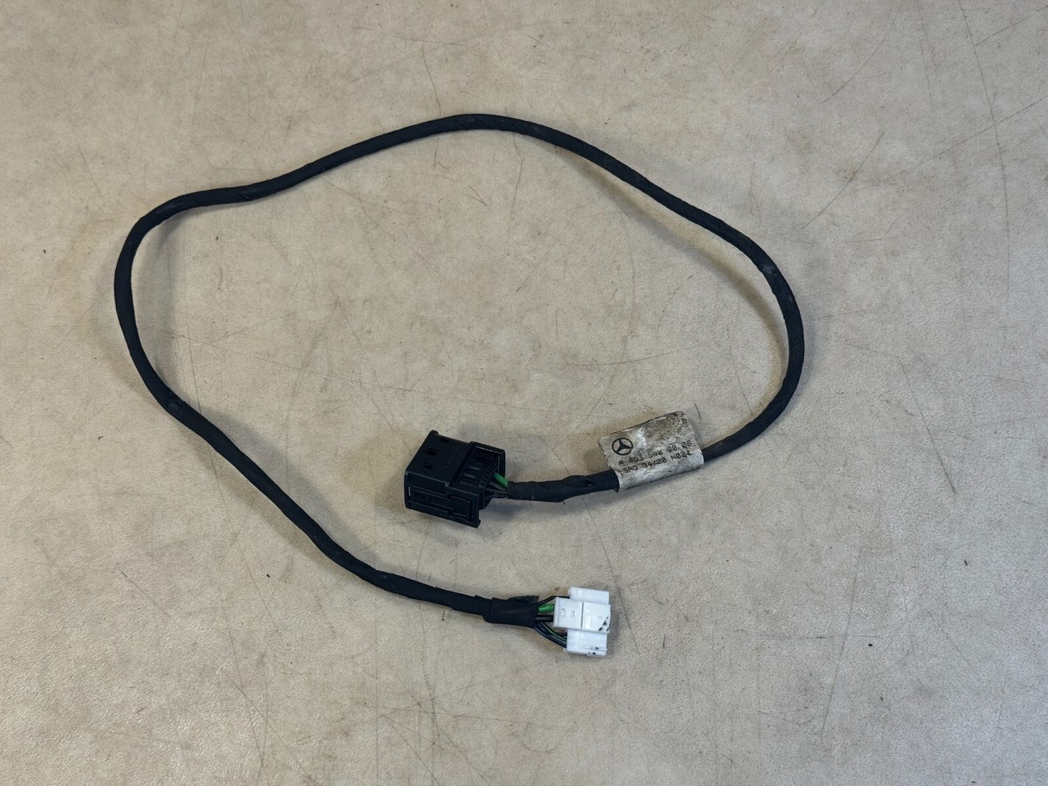 Mercedes G class W463 GENUINE Front Door Wiring Harness A4635400806