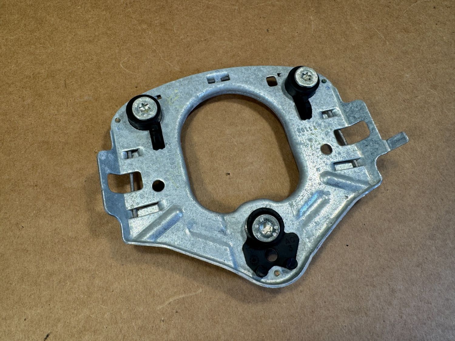 BMW X5 e70 Genuine Steering Wheel Contact HORN Plate CENTER BRACKET