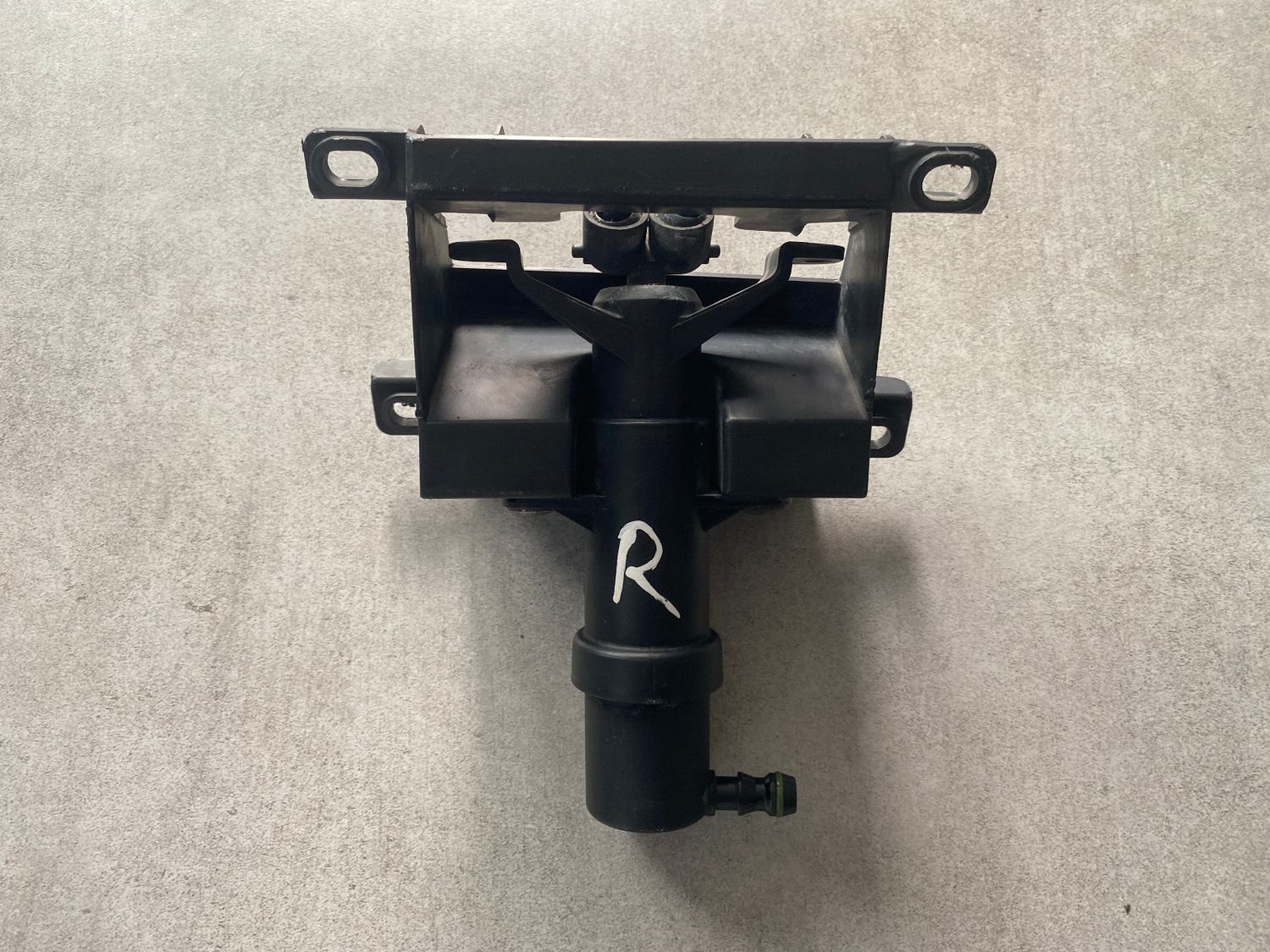 VW TOUAREG 7L 02-07 Headlight Cleaning Washer Water Nozzle 7L6955978