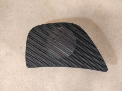 AUDI A7 RS7 4GF 2011-2018 – JOBB MŰSZERFAL HANGSZÓRÓ BURKOLAT TRIM SOUL, 4G8 857 228