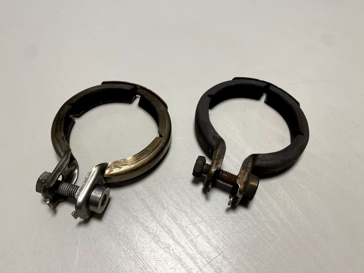 Mercedes G class W463 GENUINE Exhaust System Clamp Connector x2 psc A1684900341