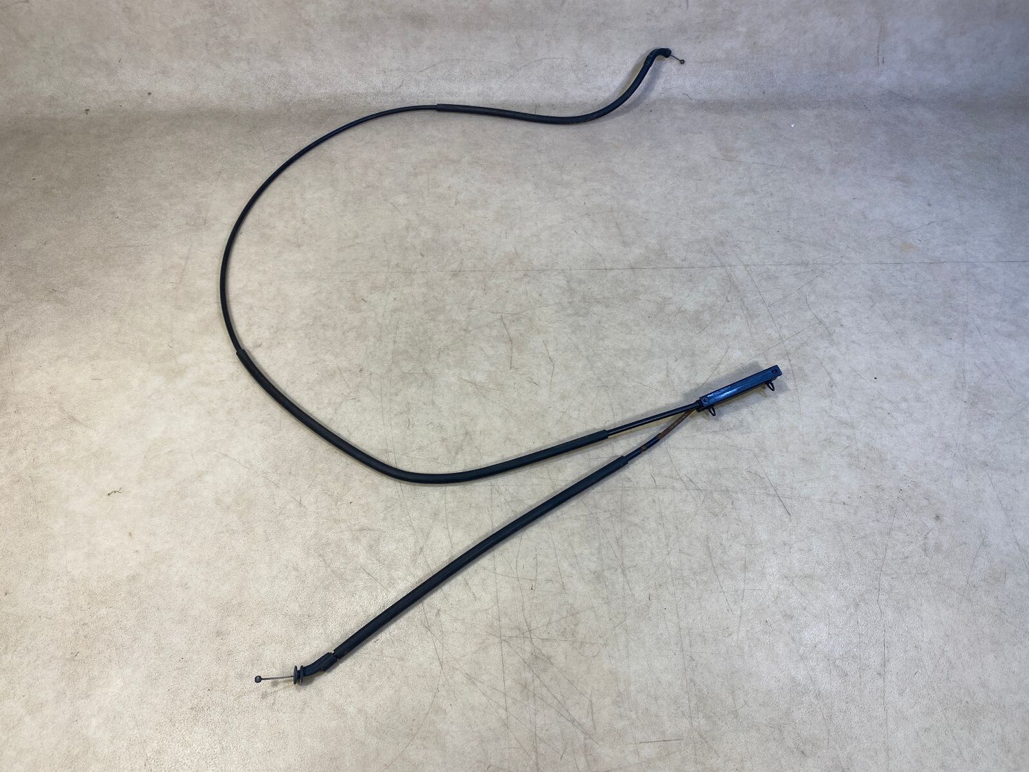 GENUINE BMW X5 E70 X6 E71 E72 Bowden cable, hood mechanism 51237184456