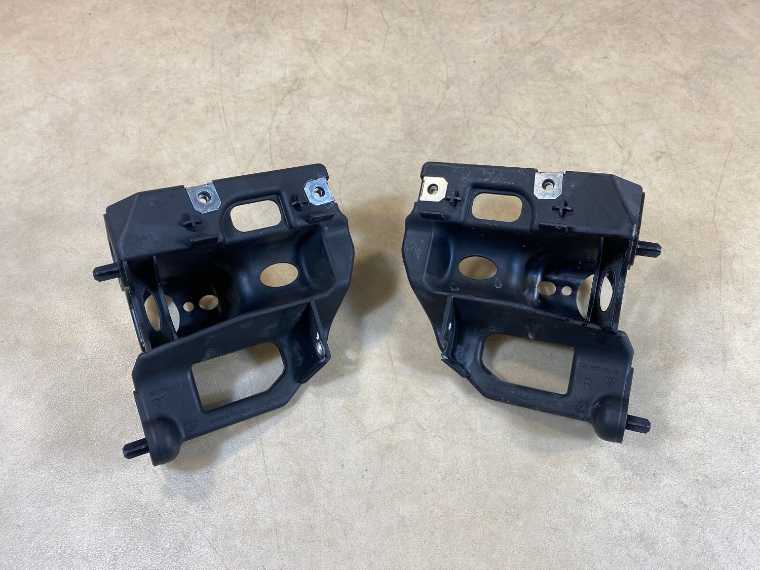 Porsche 911 991 Cayman 981 982 718 OEM Dash Holders Support Left &amp; Right SET