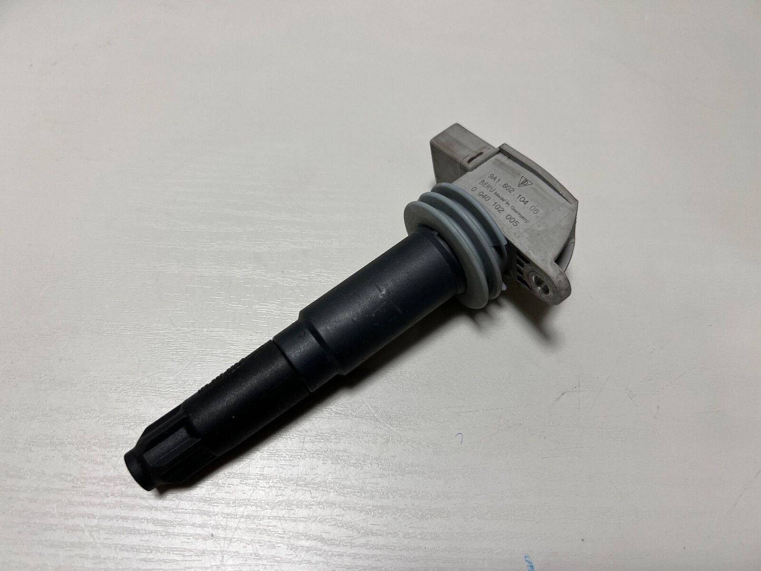 Porsche 911 991 Cayman 981 982 718 GENUINE Ignition Coil 9A160210406