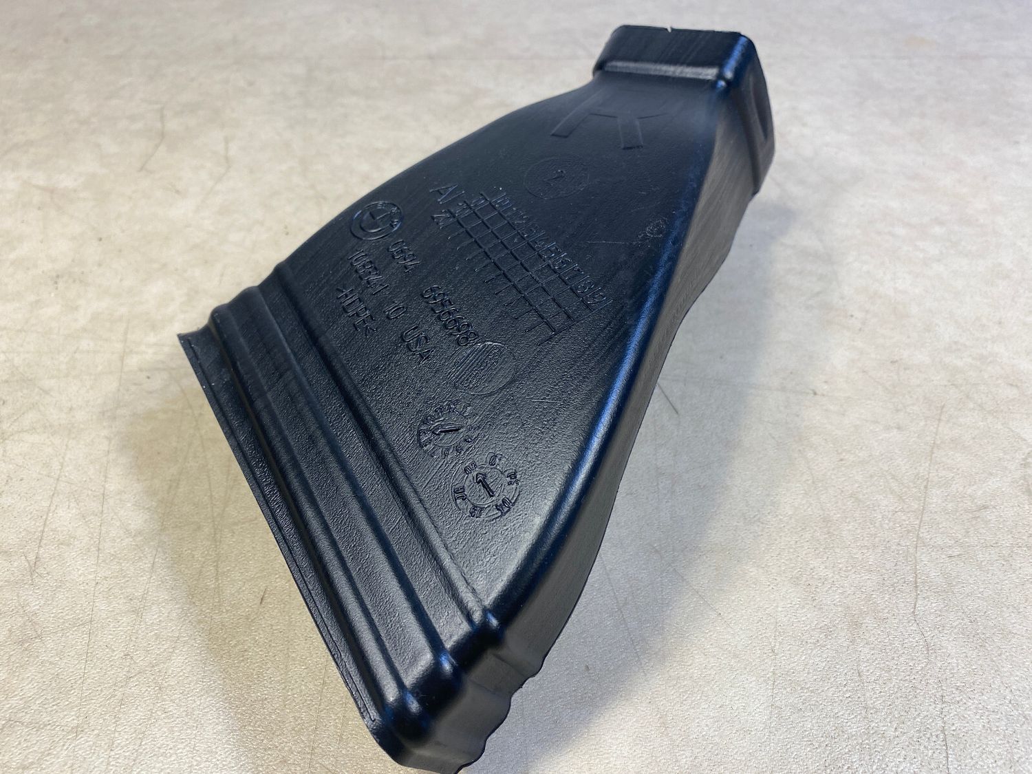 BMW X5 X6 E70 E71 Adapter, air duct, rear section, right 64226956698