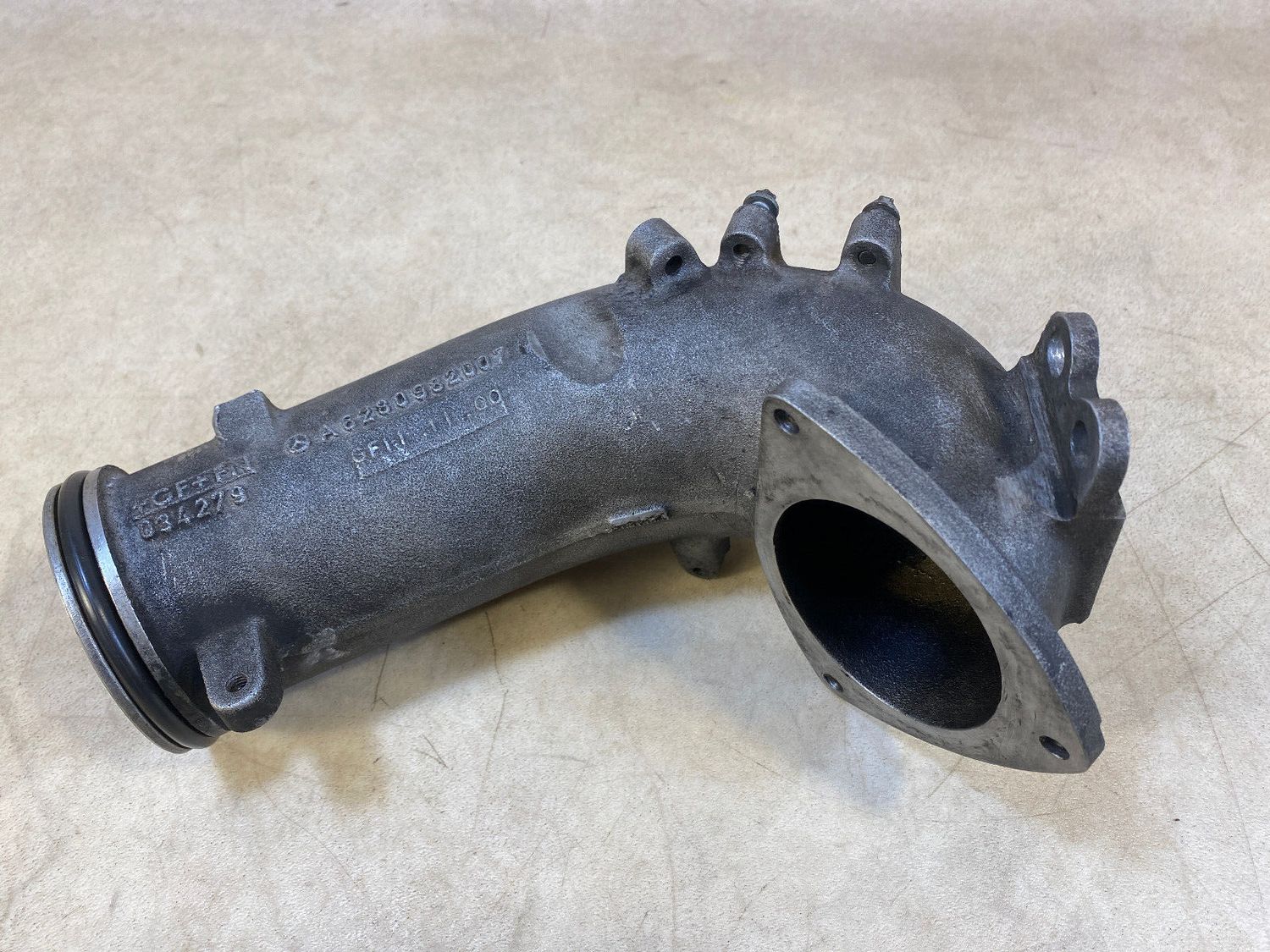 Mercedes G class W463 Genuine Intake Distributor Pipe A6280982007