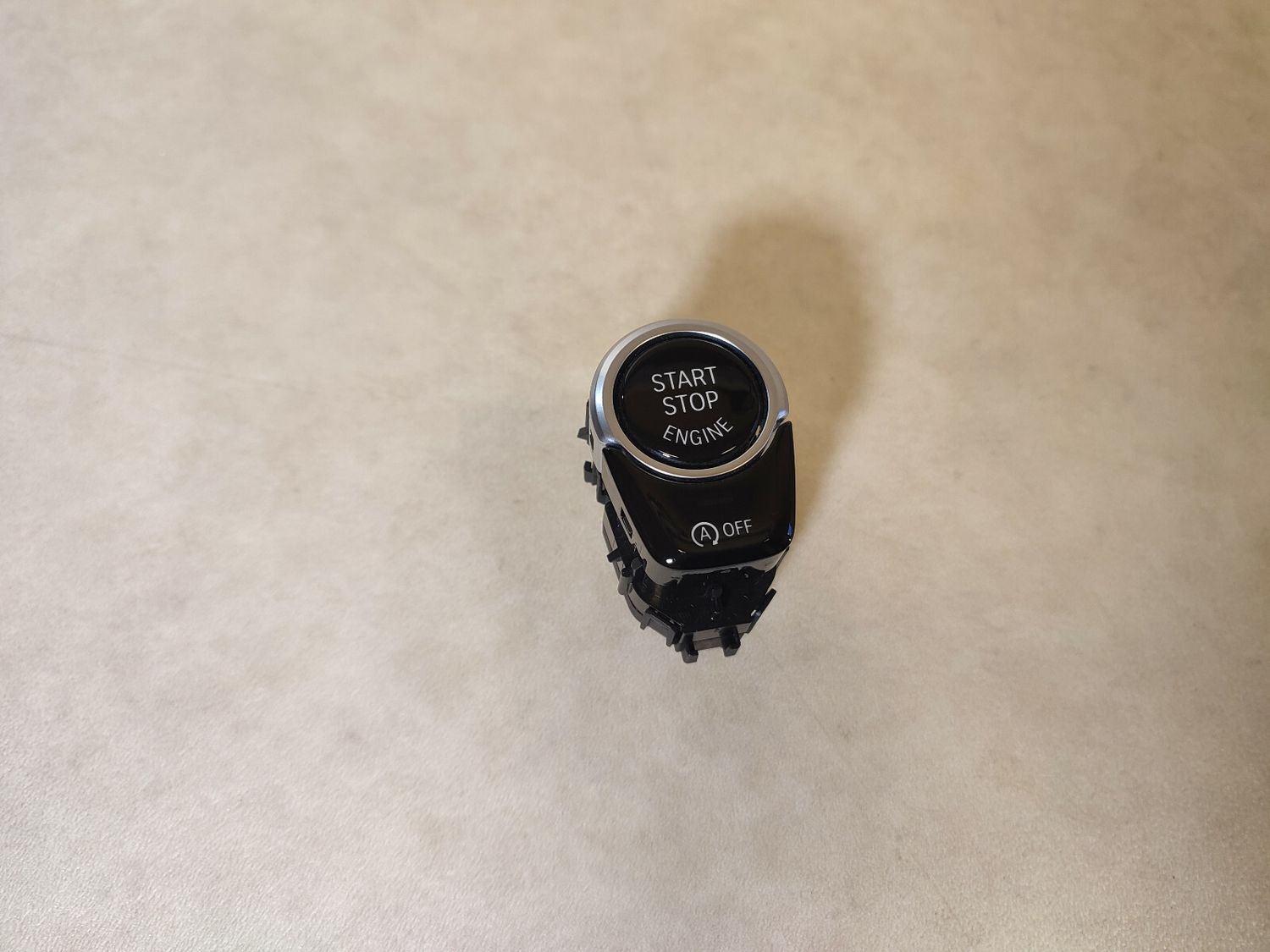 OEM BMW G30 G31 G32 G38 Engine Start Stop Switch Button 6835087