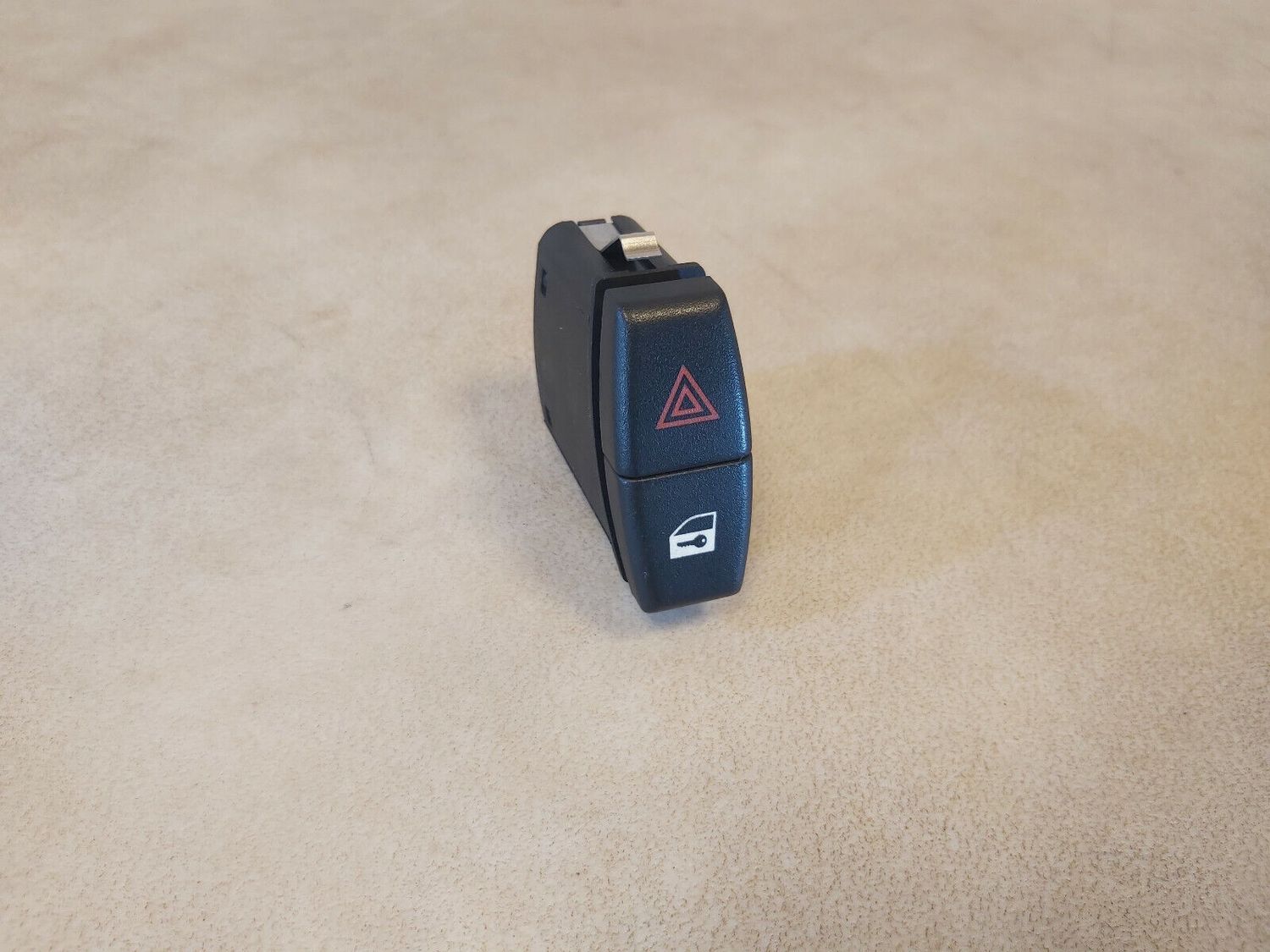 BMW E60 E61 E63 E64 E70 E71 E83 Z4 Hazard/Locking Switch GENUINE 61316919506