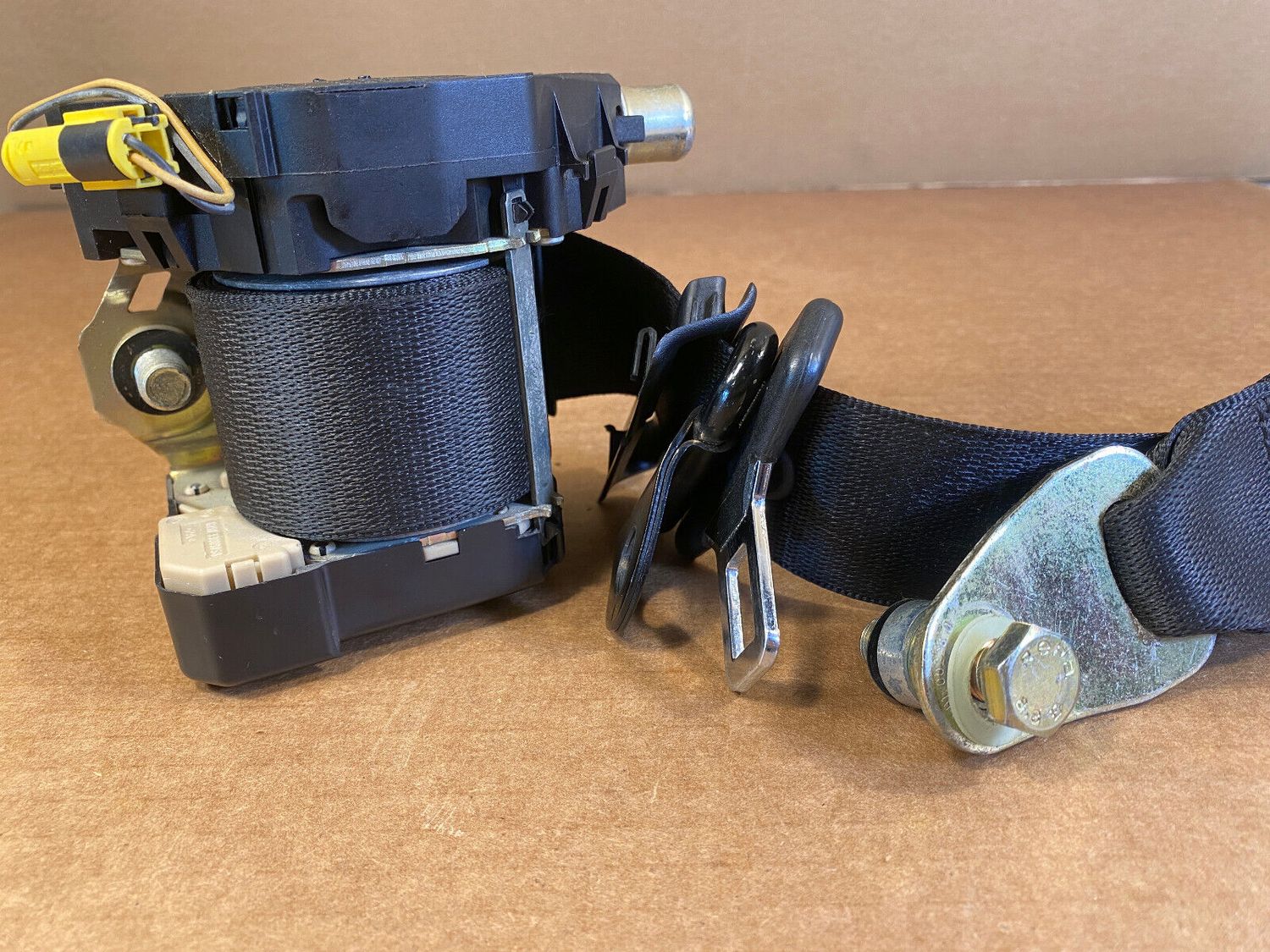 Mercedes G class W463 Genuine Rear Right SEAT BELT 2001-2012 Year