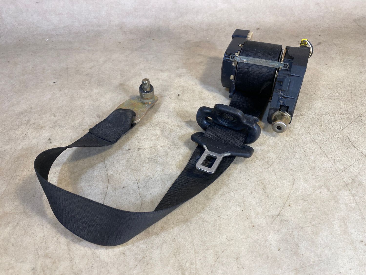 Mercedes G class W463 Genuine Rear Right SEAT BELT 2001-2012 Year