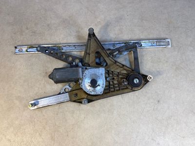 EREDETI BMW 7-es E23 elektromos ablakemelő Hátsó JOBB JOBB 51351868192