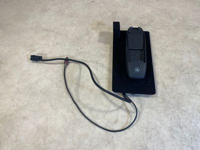 Mercedes G osztályú W463 autótelefon rendszer A2038200651