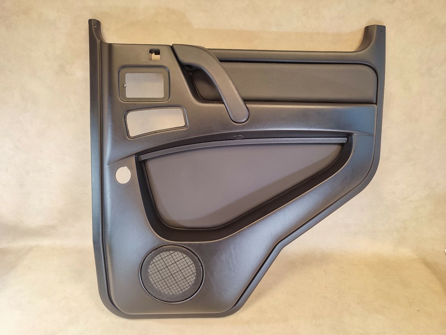 Mercedes G Class W463 Right Rear Door Trim Panel Black With Led A4637303951 9E43