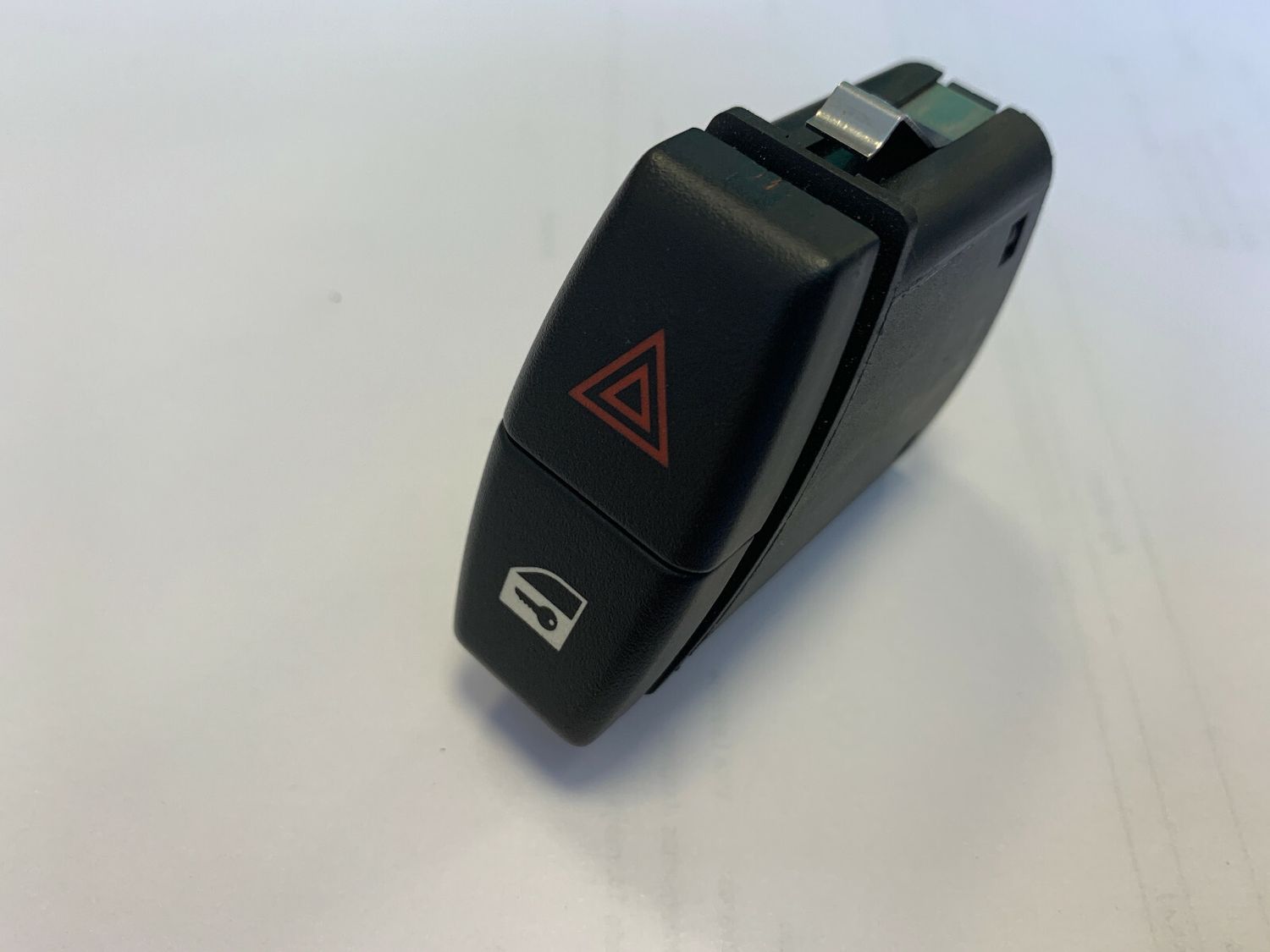 BMW 5 E60 E61 6 E63 E64 X3 E83 X5 E70 X6 E71 Z4 OEM Central Lock Alarm Switch