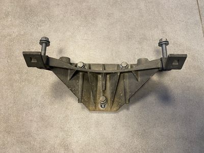 OEM BMW X5 X6 sorozat E70 E71 F15 F16 motortartó 51717137238