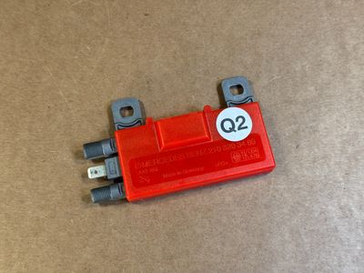 Mercedes E G osztály W210 W463 EREDETI antennaerősítő egység A2108203489