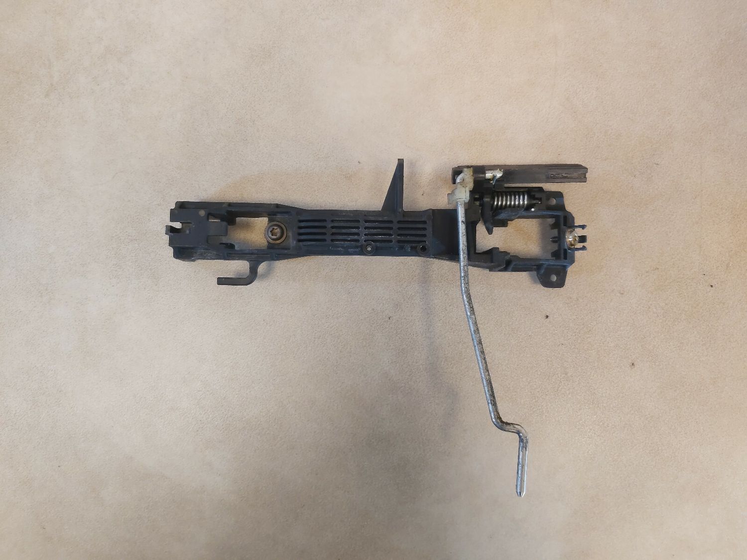 GENUINE LEXUS RX300 RX330 RX350 2006-2008 Front Right Exterior Door Handle Base