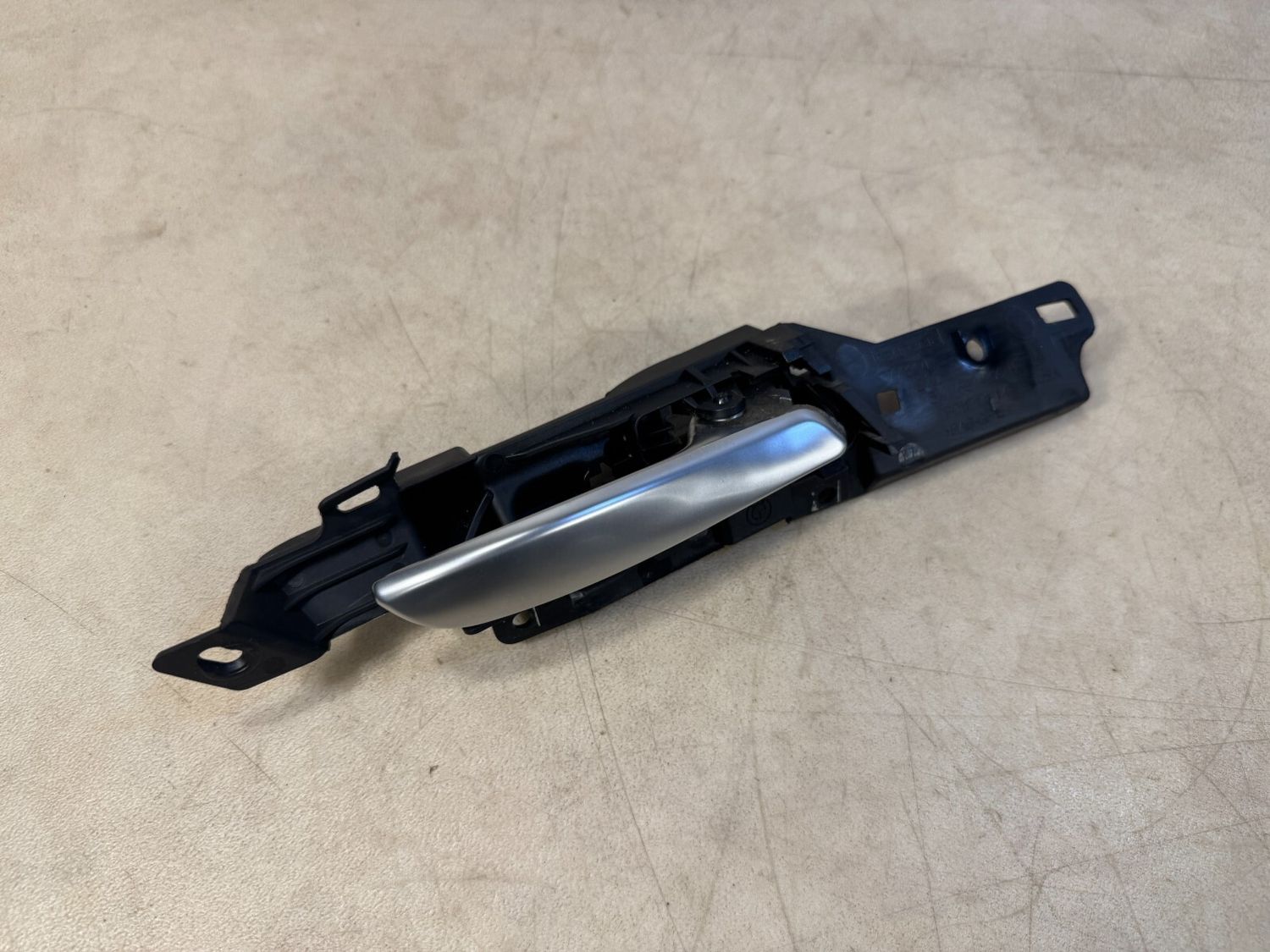 BMW X5 E70 E70 LCI Genuine Interior Door Handle Front Right Inner 51426974296