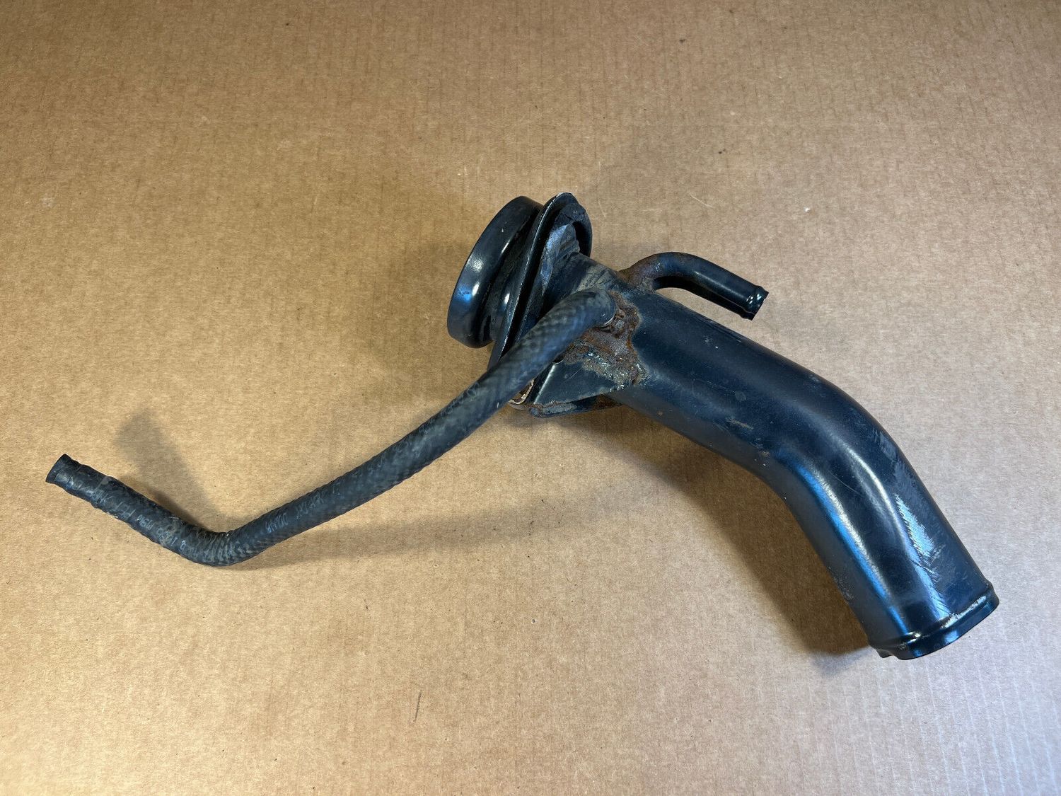 Mercedes G class W463 GENUINE Fuel Filler Neck with Hose A4634700520
