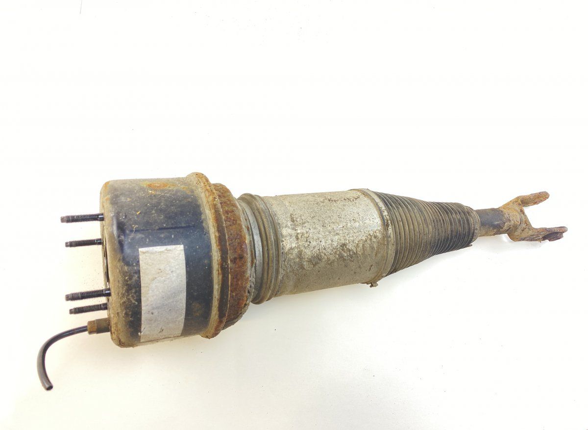 C2C41347 Air shock absorber front right JAGUAR XJ (X350, X358) (2003-2009)