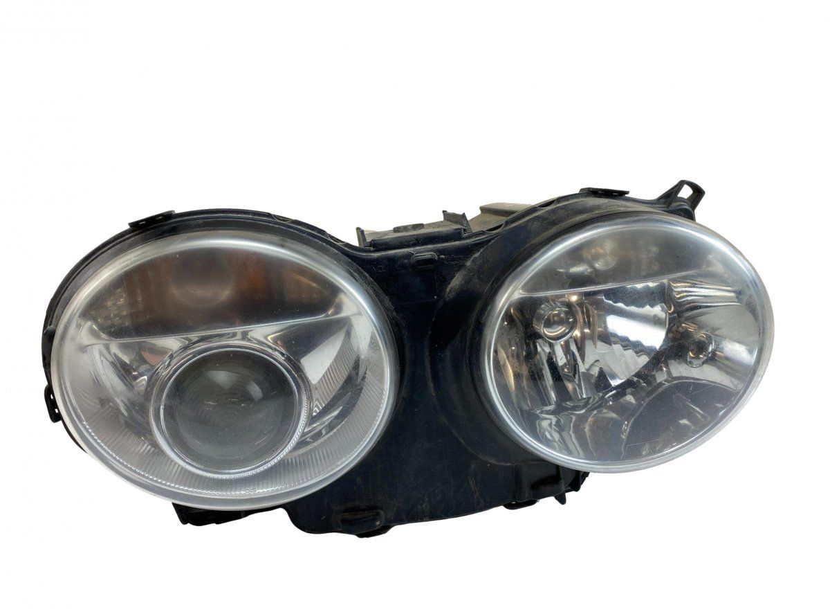 C2C22622 Headlight right JAGUAR XJ (X350, X358) (2003-2009)