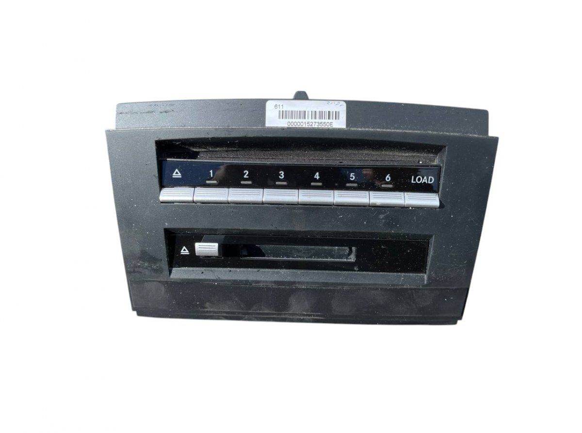 2218703591 2218702686 2218708285 2218709287 BE7011 2218703685 2218700392 Radio MERCEDES-BENZ S-CLASS (W221) (2005-2013)