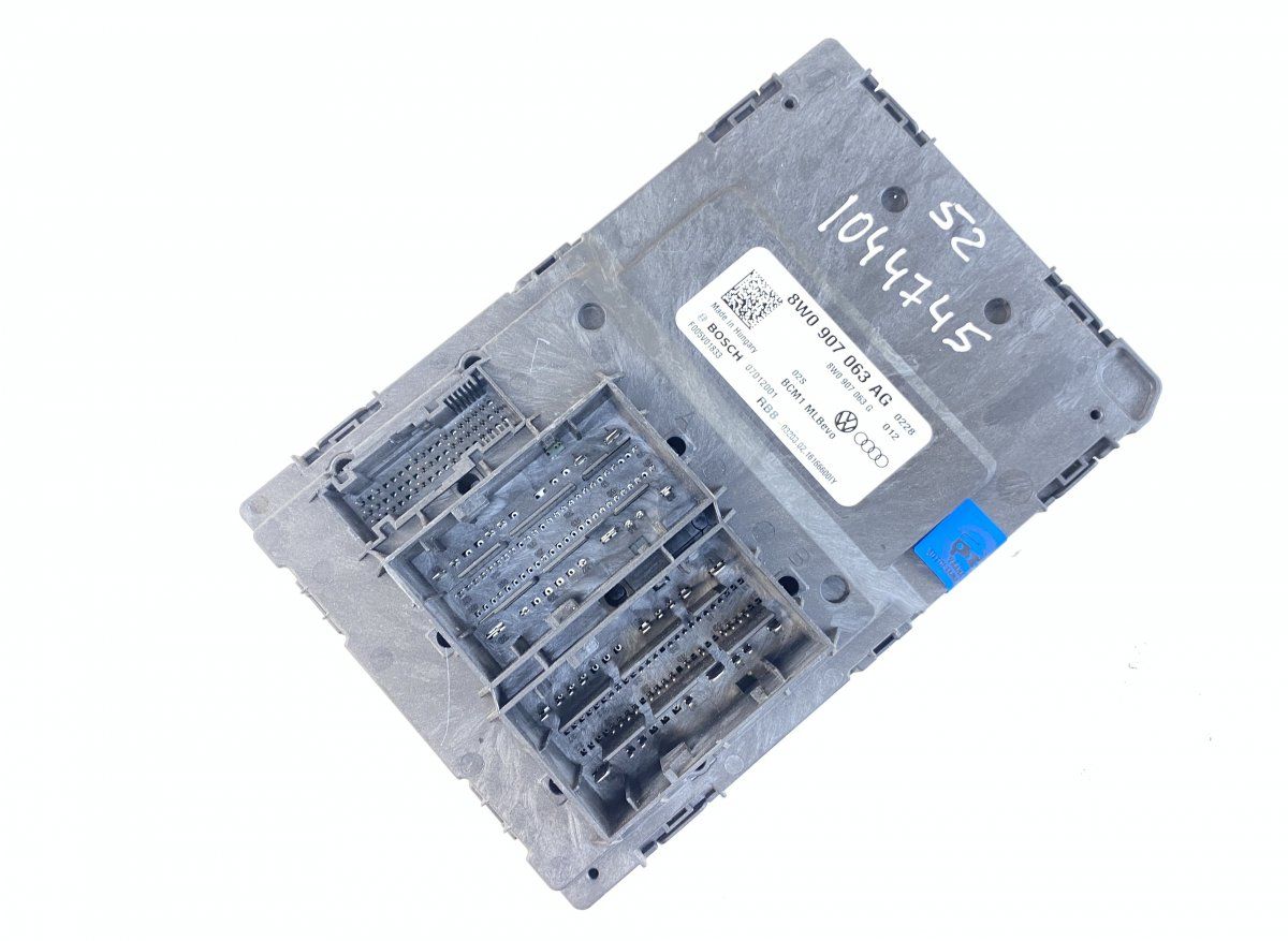 F005V01833 Onboard supply control unit AUDI Q7 (4MB, 4MG) (2015-)