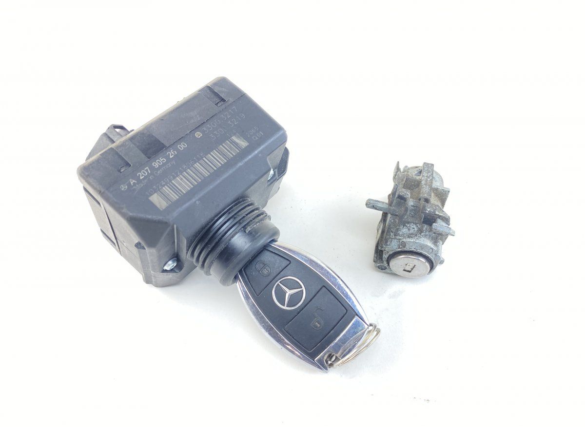 A2075450208 Ignition switch lock (ignition barrel) MERCEDES-BENZ C-CLASS (W204) (2007-2013)