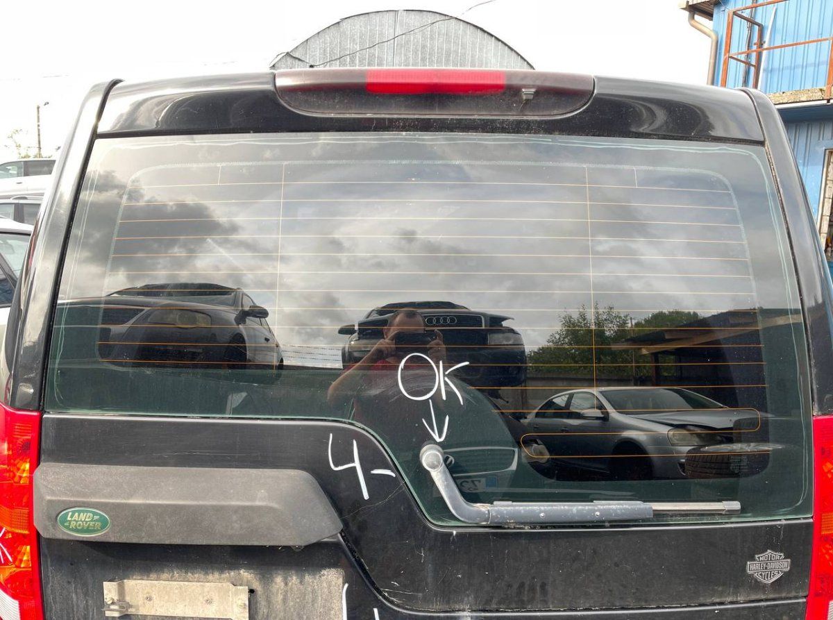 Bootlid / tailgate LAND ROVER DISCOVERY III (TAA) (2004-2009)