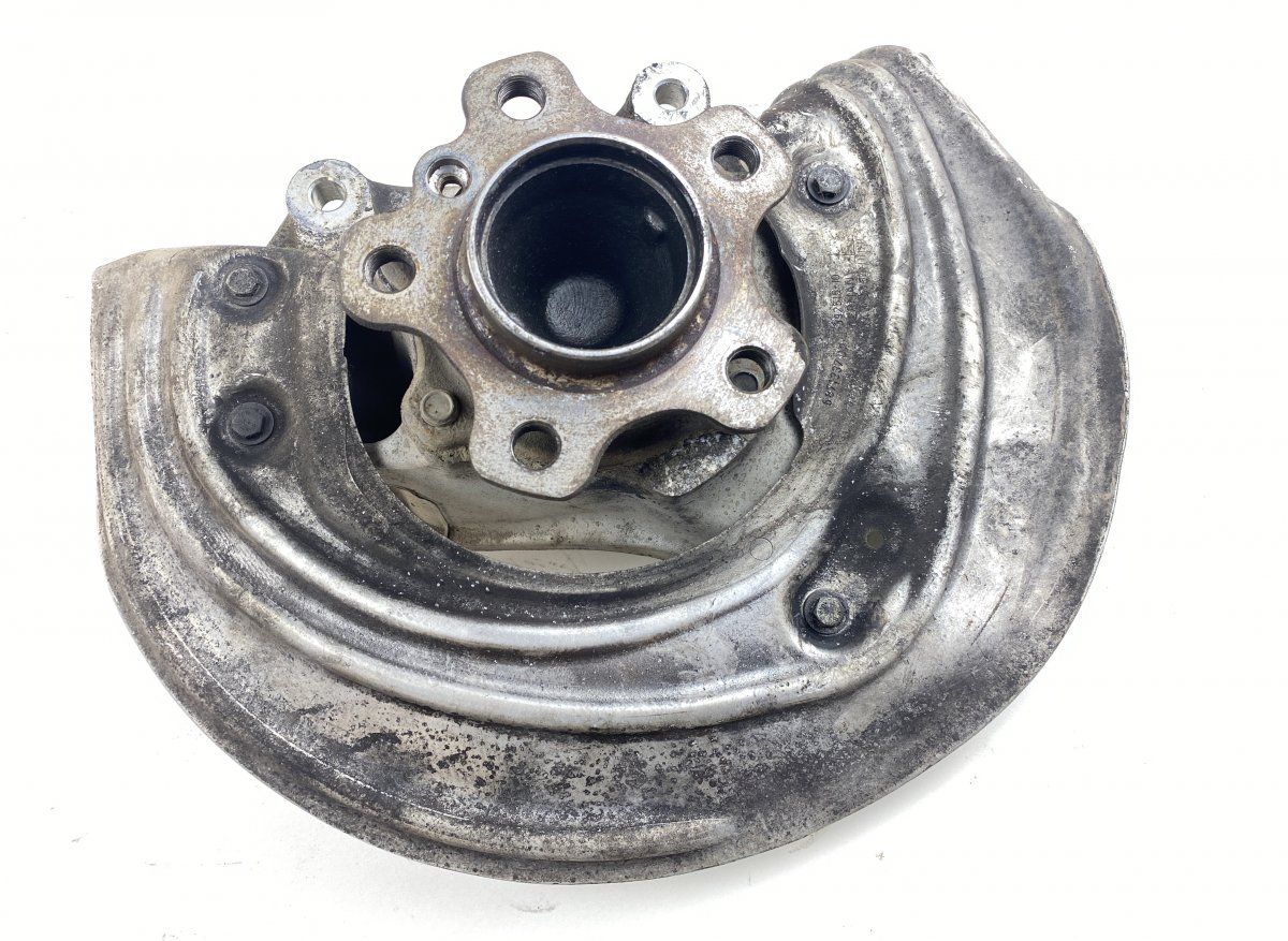 31216877143 Wheel bearing housing front left BMW 3 / i3 (G20, G21, G28, G81) (2018-)